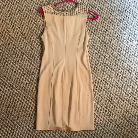 Tan formal dress - Picture 3 of 4